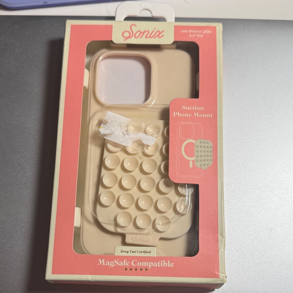 Sonix Cream Suction Phone case with Mount for iPhone 16 Pro